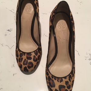 Tory Burch pony Hair wedges. EUC!